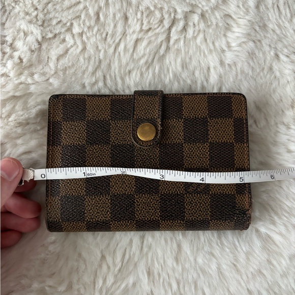 Louis Vuitton - Damier Eben Checkered French Kisslock Compact Wallet - Picture 15 of 16